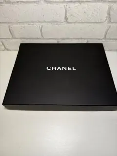 CHANEL ギフトボックス　空箱