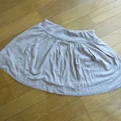膝上スカート(ベージュ)のサムネイル