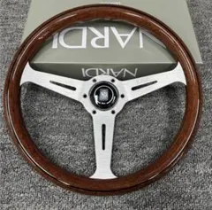 ナルディ14インチクラシックポリッシュウッドステアリング車ハンドル