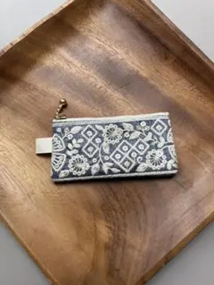 Item thumbnail for item e65a085b-5304-4837-a1ea-b6666900e9ca