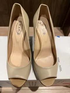TOD'S ベージュ オープントゥ ウェッジヒール