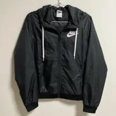 Nike 黒 ジップアップジャケット フード付き