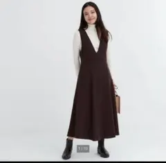 UNIQLOブラッシュドジャージージャンパースカート