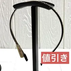 【新品】ヘアバンド　黒と金の編み込みカチューシャ　ヘアアクセサリー2本セット