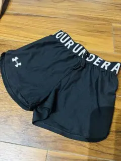Under Armour ブラック ハーフパンツ