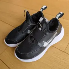 Nike　キッズスニーカー　フレックスランナー3 18cm