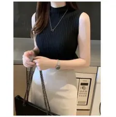 【ノースリーブ　リブニット　トップス　ハイネック　プリーツ　フリーサイズ】