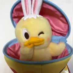 ディズニー　イースター　うさピヨ　ぬいぐるみバッジ