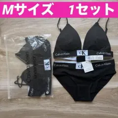 【新品M】Calvin Klein ブラジャーショーツセットのサムネイル