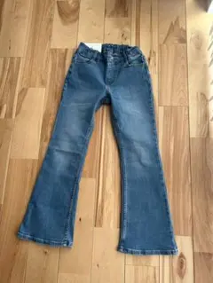 GU フレアパンツ 140サイズ
