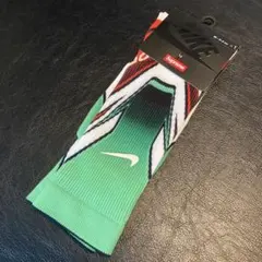 未使用品 SUPREME × NIKE シュプリーム ナイキ ソックス 靴下