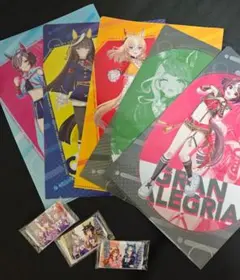 ウマ娘 クリアファイル 5枚と缶バッジ3個