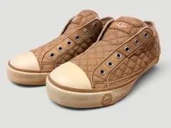 ・UGG australia キルティング スニーカー ベージュ 22.5cmのサムネイル