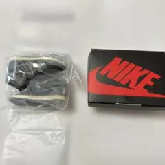 【SHADOW】NIKE ブラックスニーカー SHADOW