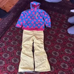 水玉模様のスキーウェア（女性用）