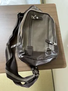 Moustacheショルダーバッグ