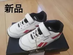 新品未使用♥　Reebok　スニーカー