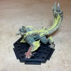 ヌシ・ジンオウガ　モンスターハンターフィギュア