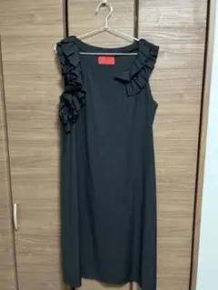 somari ソマリ/ノースリーブフリルワンピース