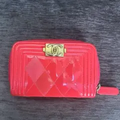 CHANEL ボーイシャネル コインケース エナメル ピンクのサムネイル