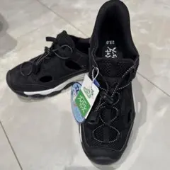 シューズ スニーカー