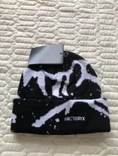 Arc'teryx ニット帽 ビーニー 新品！