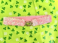 古着屋　奇抜　レトロ　派手　スパンコール ピンク ベルト　キラキラ