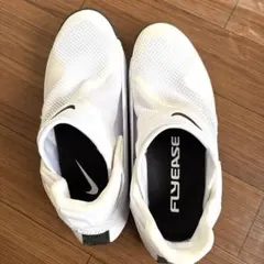 NIKE GO FLYEASE ホワイト スニーカーのサムネイル