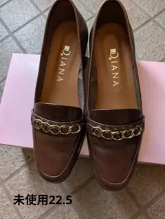 DIANA（ダイアナ） ヒールアップローファー （ダークブラウンカーフ）