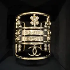 未使用品★希少★CHANEL パール装飾 バングルのサムネイル