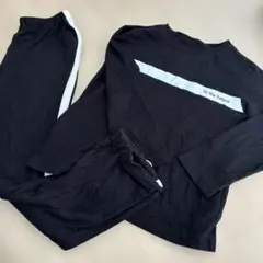 140 ルームウェア　黒の長袖パジャマ・ストライプ付き　春　秋　綿100 部屋着