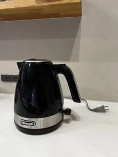 De'Longhi 電気ケトル 黒
