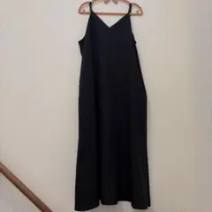 GU ブラック キャミワンピース ロング丈