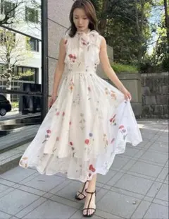 【新品未使用】SNIDEL♡バックリボンシフォンワンピース フラワー 0 新品未使用】SNIDEL♡バックリボンシフォンワンピース フラワー 0