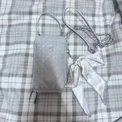 NICE CLAUP スカーフ付きキルティングスマホショルダー バッグ