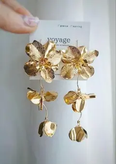 メタルゴールド フラワー ピアス イヤリング 結婚式 ブライダル ハンドメイド