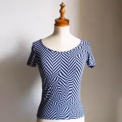 ISSEY MIYAKE イッセイミヤケ カットソー トップス 紺 幾何学柄のサムネイル