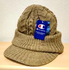 Champion　チャンピオン　ニット帽　つば付き　茶色　ブラウン　キャスケット