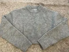ZARA グレーショート丈ニット