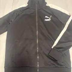【入手困難】PUMAトラックジャケット ブラックXLのサムネイル
