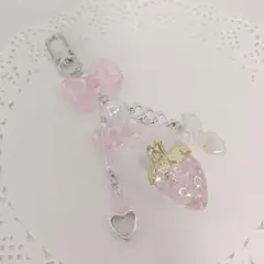 ビーズキーホルダー ピンク×いちご♡