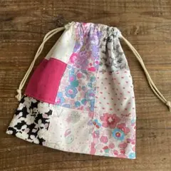 リバティ　パッチワークの巾着袋☆