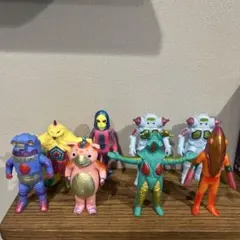 カイジュウカラーズ2 7種類 ウルトラ怪獣 KAIJU COLORS - メルカリ
