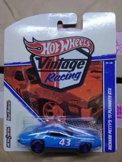 ヴィンテージレーシング リチャードペティ 71プリマスGTX