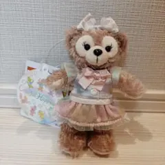 ディズニー　ダッフィー　20周年 シェリーメイ　ぬいぐるみバッジ