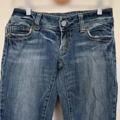 Item thumbnail for item 4d9725f0-41b1-457d-84d1-9993196e4672