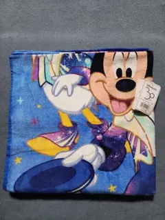 【新品 未使用】ディズニーランドパリ　30周年　バスタオルのサムネイル