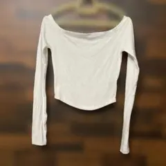 Dazy ホワイトオフショルダー長袖トップス