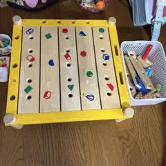 木製 知育玩具 積み木付き
