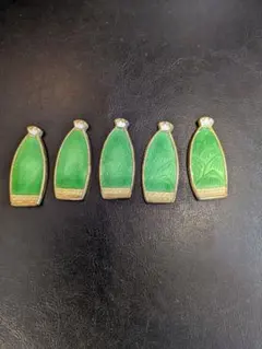 Item thumbnail for item fb91db6c-2cc8-49fd-91e8-cfd9be67304e